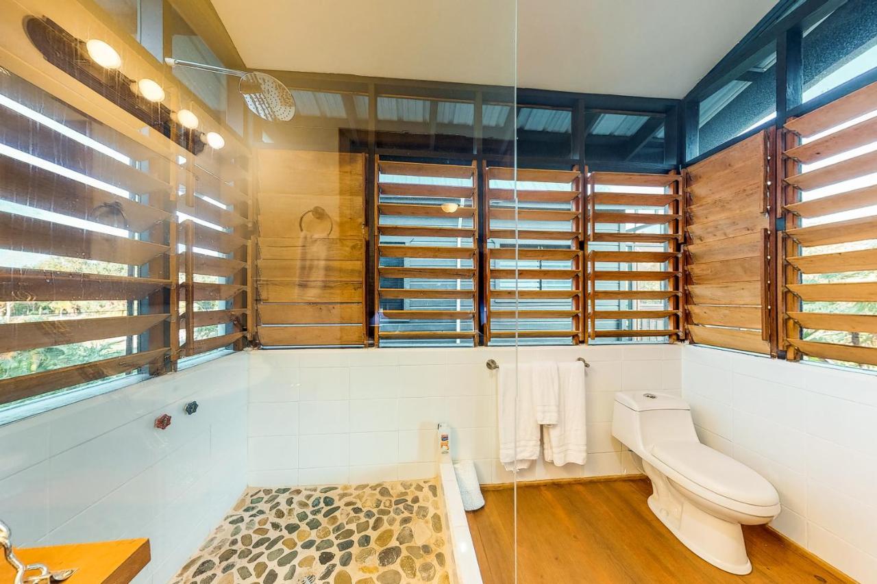 Inn The Trees Cabanas Placencia المظهر الخارجي الصورة